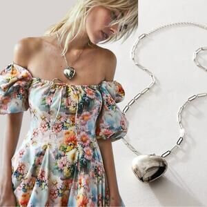 Free People Paperclip Spektor Heart Pendant Necklace in Silver NWT Chunky Retro